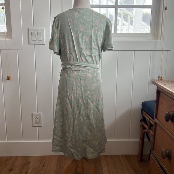 Gap floral wrap dress - Picture 5 of 7
